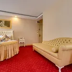Twins Hotel