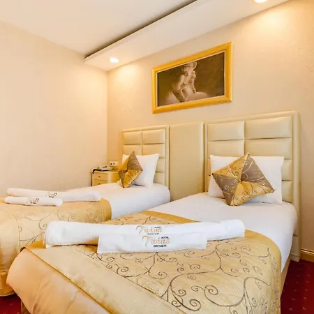 Hotel Twins Boutique
