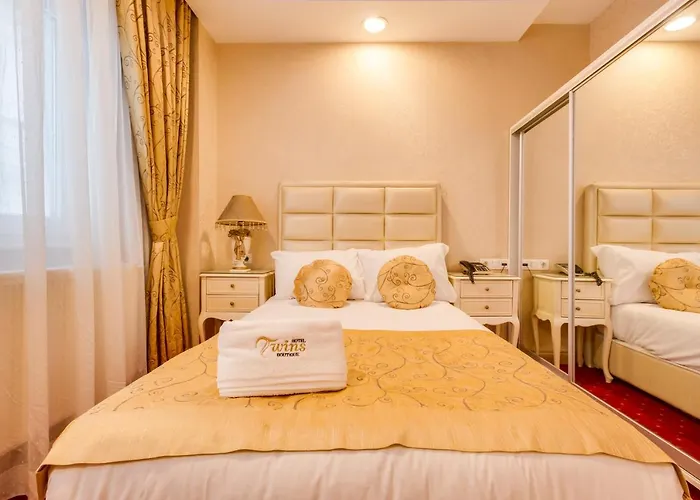 ホテル Twins