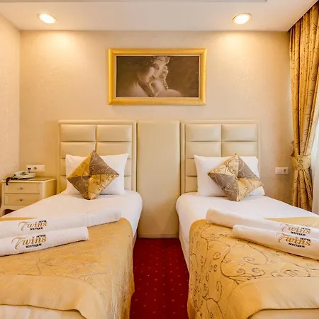 Twins Hotel