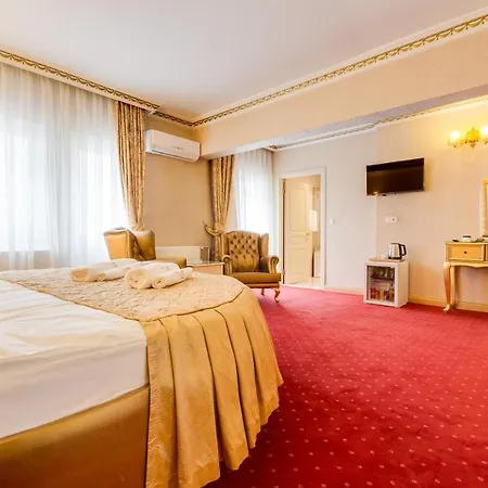 Twins Hotel 3*