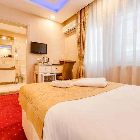 Twins Hotel 3*